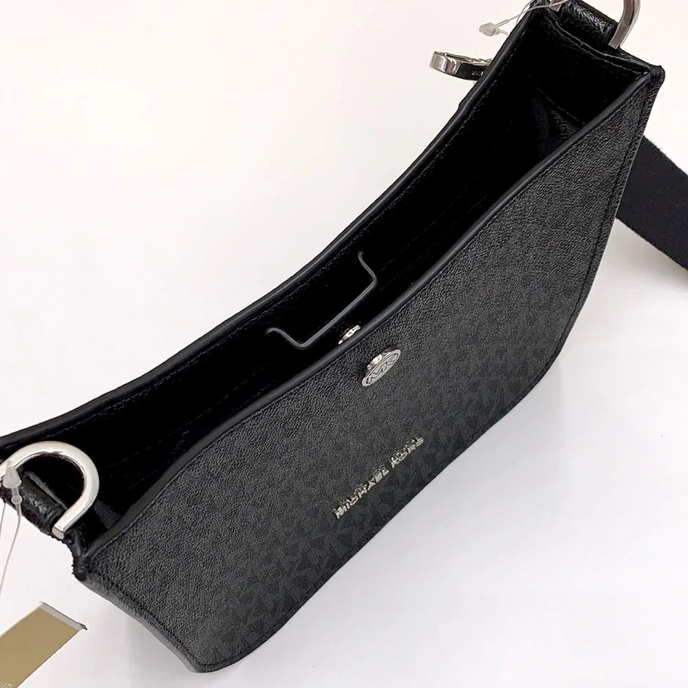 MICHAEL KORS
Briley Small Logo Messenger Bag Black signature color - Picture 6 of 15